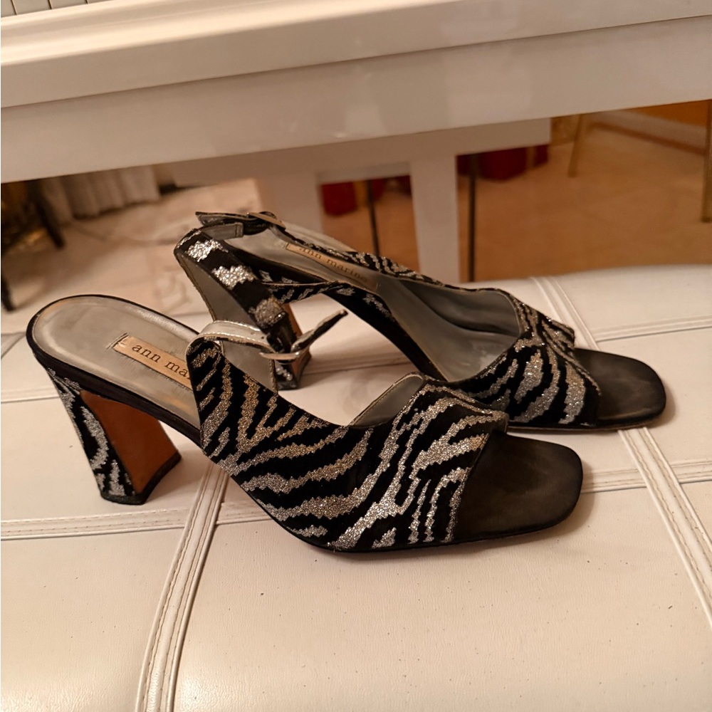 Ann Marino Zebra Print Black and Silver Heels